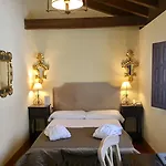 Casa Del Capitel Nazari Hotel