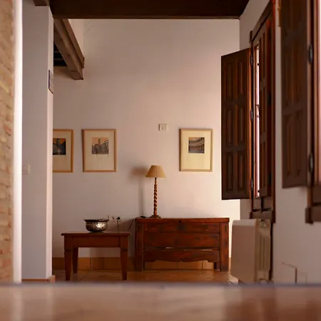 Casa Del Capitel Nazari