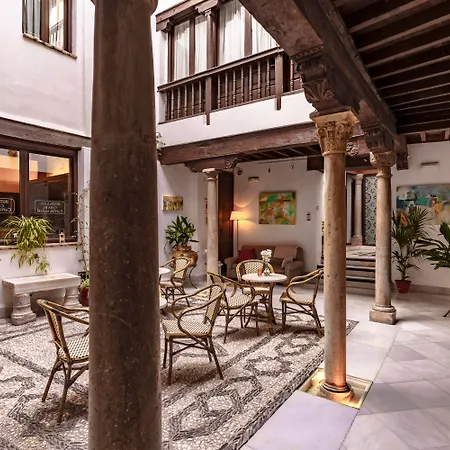 Casa Del Capitel Nazari Hotel