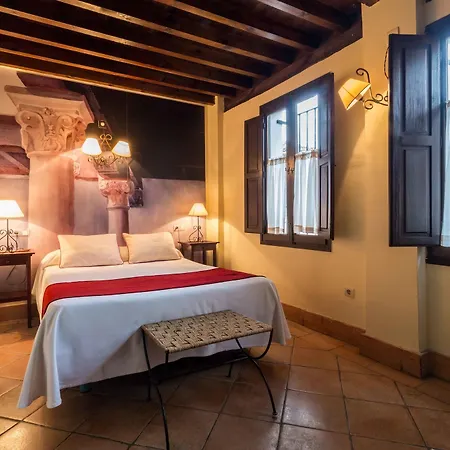 Casa Del Capitel Nazari Hotel