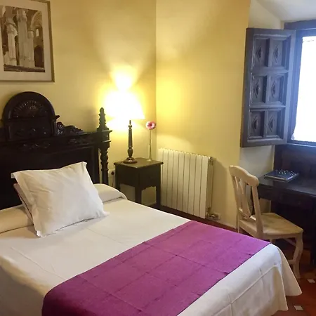 Hotel Casa Del Capitel Nazari 3*