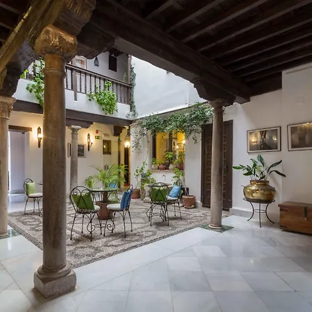Casa Del Capitel Nazari Гранада
