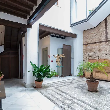 Отель Casa Del Capitel Nazari 3*
