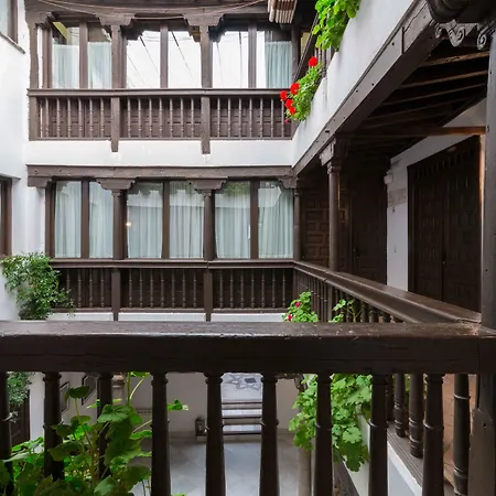 Отель Casa Del Capitel Nazari 3*