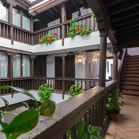 Casa Del Capitel Nazari 3*