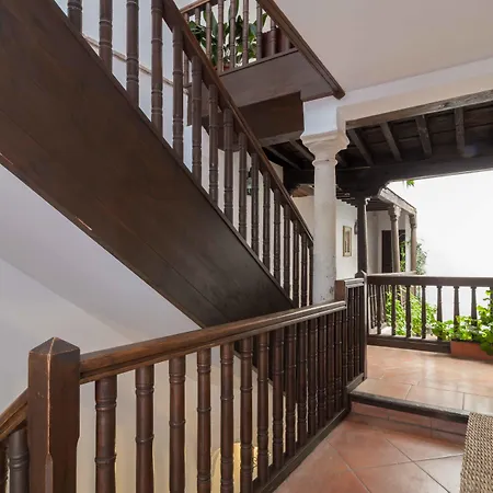 Casa Del Capitel Nazari 3*