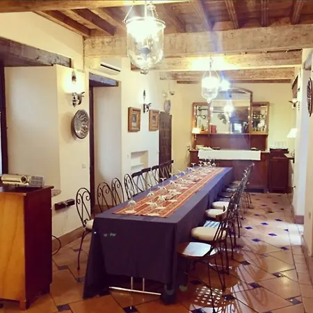 Casa Del Capitel Nazari Отель