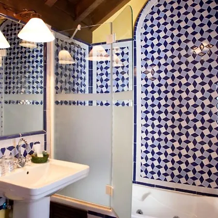 Casa Del Capitel Nazari Hotel 3*
